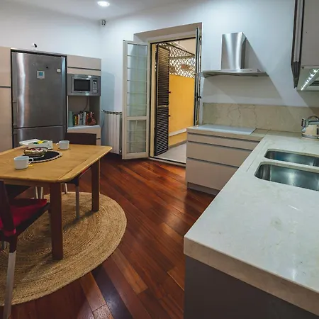 Πανσιόν Habitat 42
