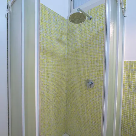 Πανσιόν Habitat 42