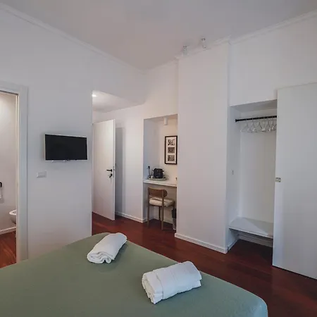 Habitat 42 Πανσιόν *
